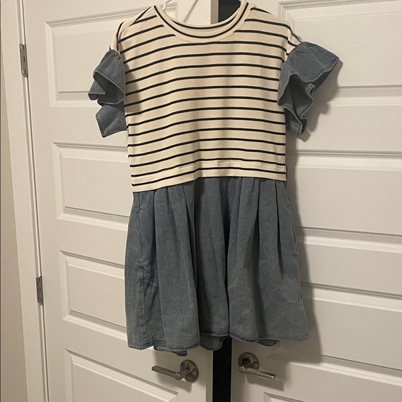 entro Dresses & Skirts - Entro Striped and Denim women’s Dress